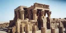 Kom ompo temple